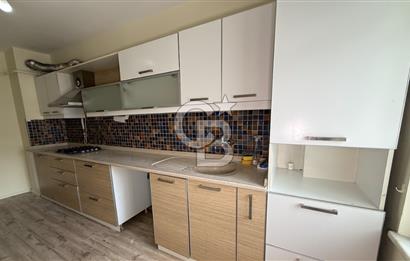 İZMİT ÇARŞI MERKEZDE KİRALIK ARAKAT 2+1 DAİRE.