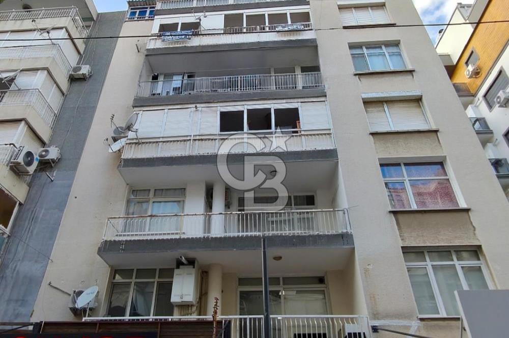 KARŞIYAKA ÇARŞI'DA EŞYALI KİRALIK DAİRE