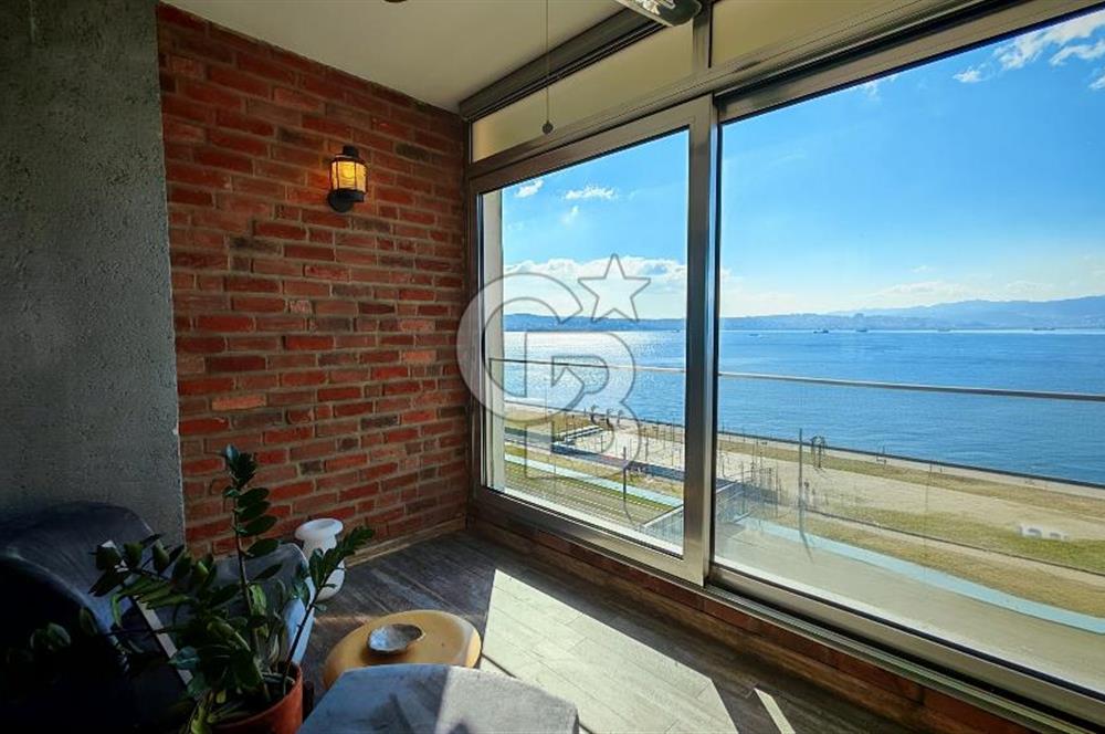 Karşıyaka Yalısı Full Deniz Manzaralı Kilerli 3+1 Kiralık Daire