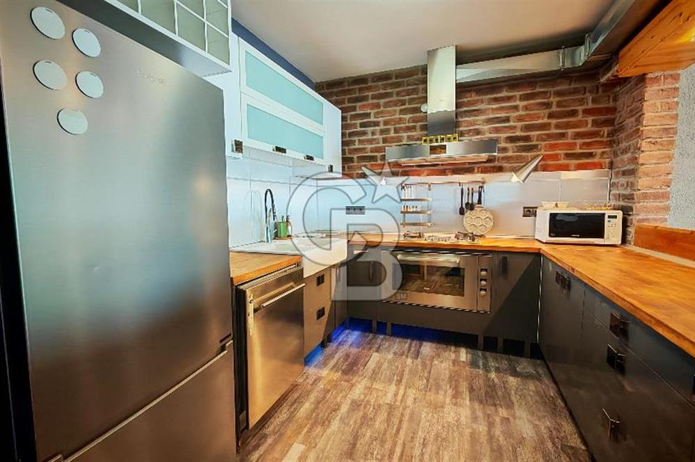 Karşıyaka Yalısı Full Deniz Manzaralı Kilerli 3+1 Kiralık Daire