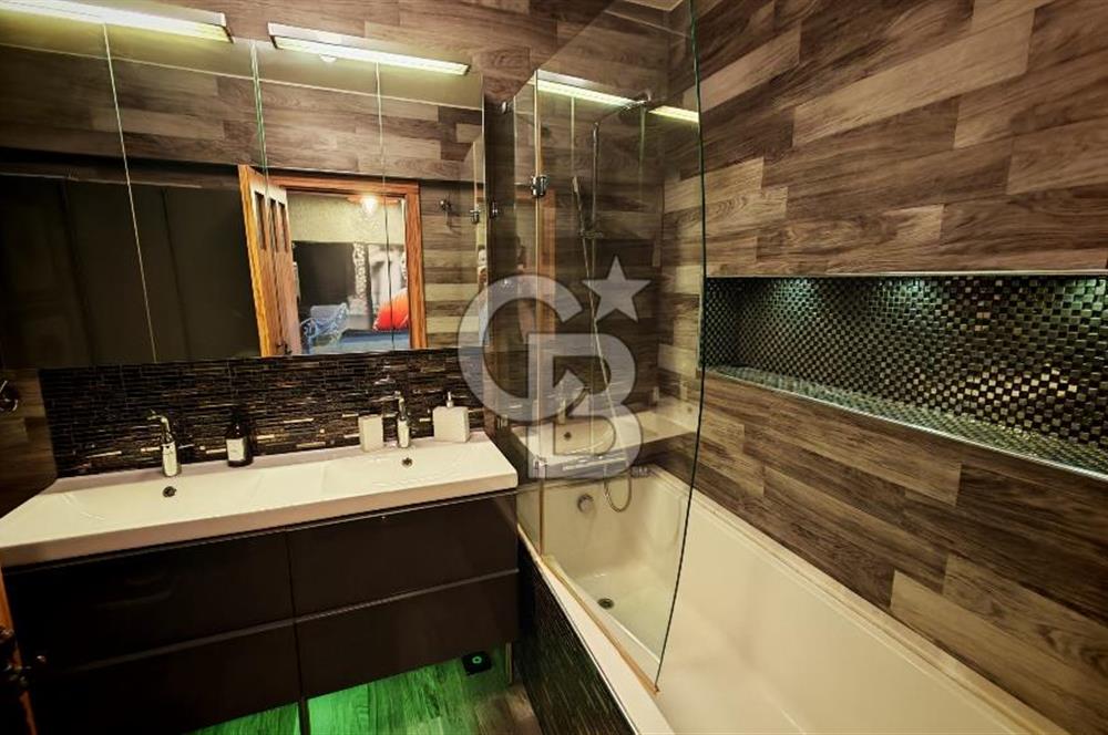 Karşıyaka Yalısı Full Deniz Manzaralı Kilerli 3+1 Kiralık Daire