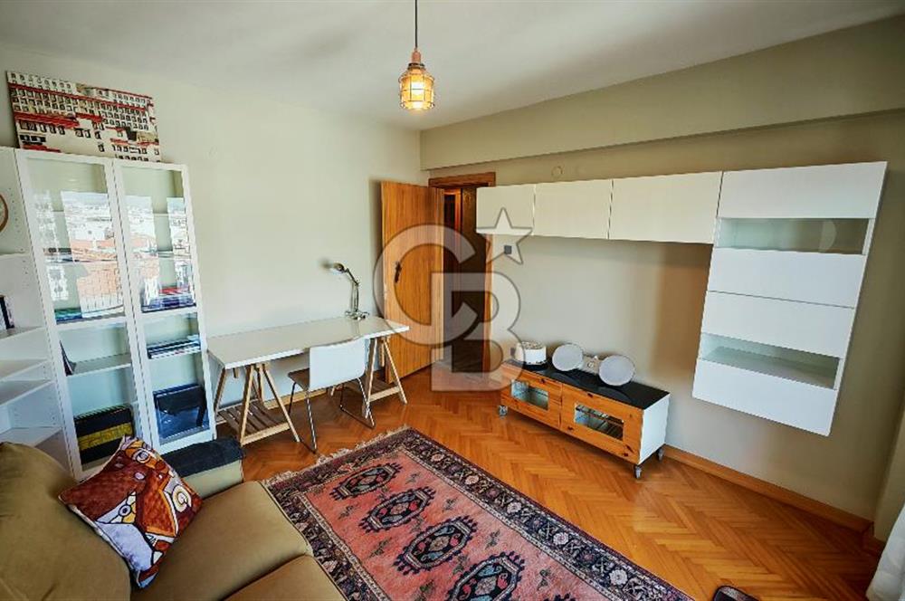 Karşıyaka Yalısı Full Deniz Manzaralı Kilerli 3+1 Kiralık Daire