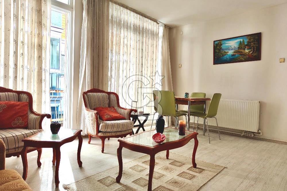 KARŞIYAKA ÇARŞI'DA EŞYALI KİRALIK DAİRE