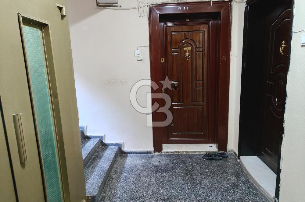 KARŞIYAKA ÇARŞI'DA EŞYALI KİRALIK DAİRE