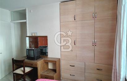 KARŞIYAKA ÇARŞI'DA EŞYALI KİRALIK DAİRE