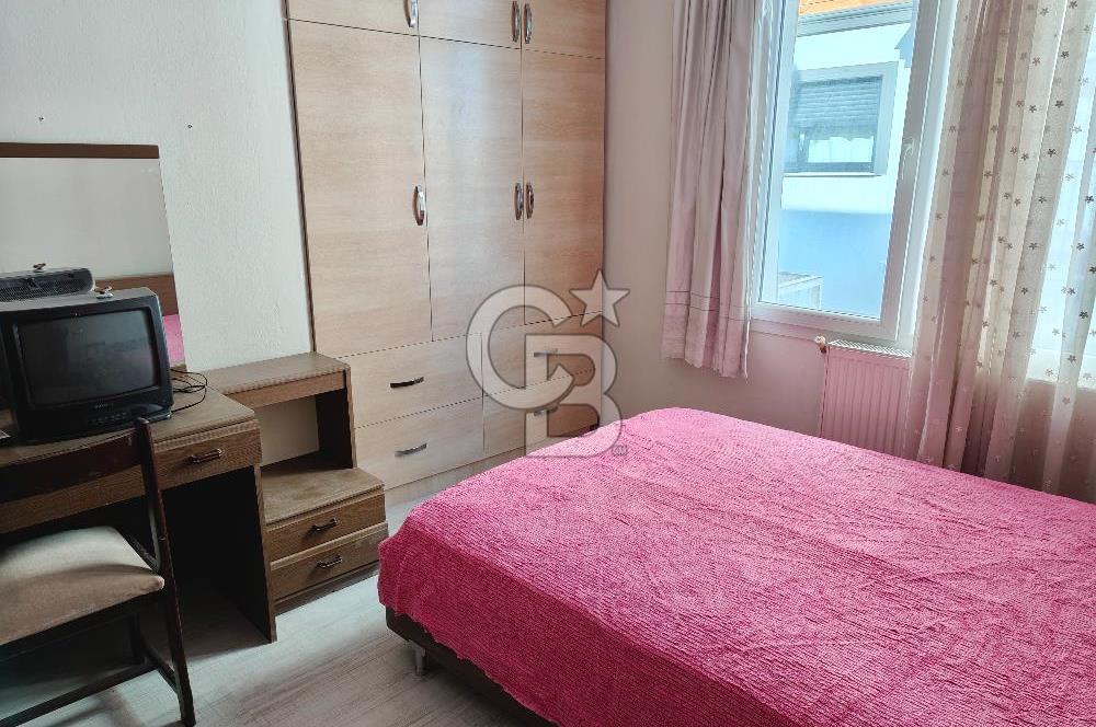 KARŞIYAKA ÇARŞI'DA EŞYALI KİRALIK DAİRE