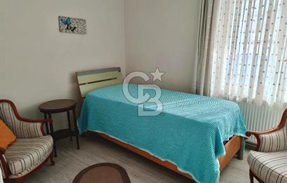 KARŞIYAKA ÇARŞI'DA EŞYALI KİRALIK DAİRE