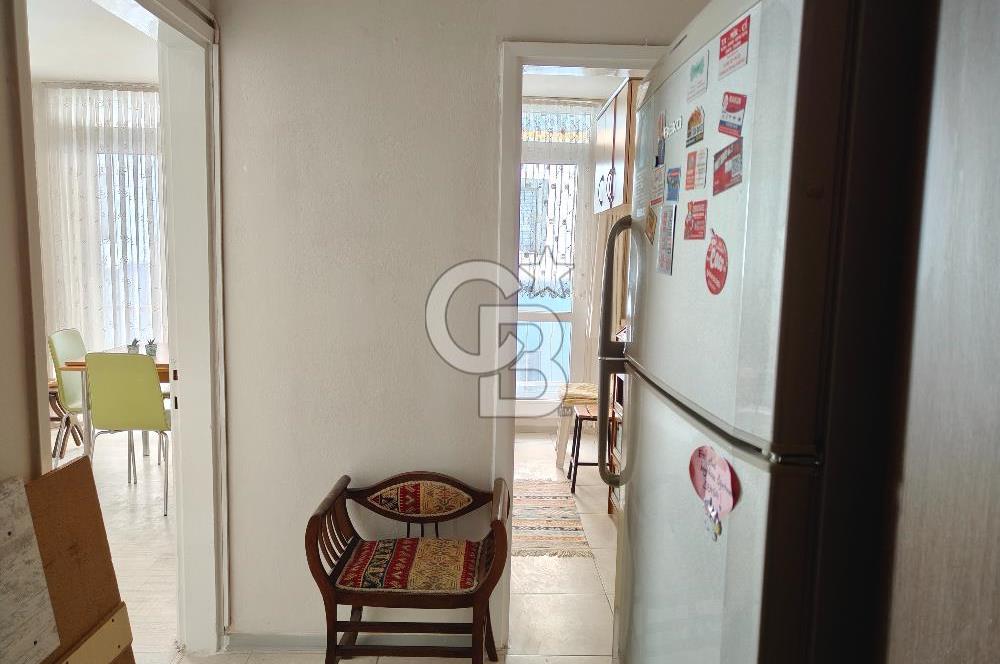 KARŞIYAKA ÇARŞI'DA EŞYALI KİRALIK DAİRE