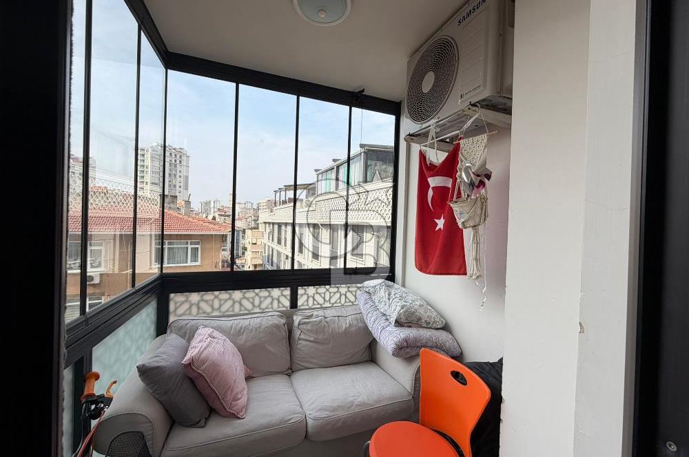 Altıntepe'de Merkezi Konumda Kapalı Otoparklı Satılık 3 + 1 Daire 