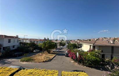 Çeşme Alaçatı `da Havuzlu Site İçerisinde 3+1 Kiralık Villa