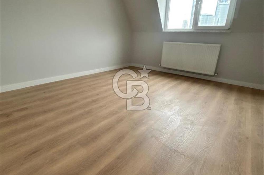 Kartal'da Sahile ve Ulaşıma Yakın 3+1 Çift Banyolu Dubleks Daire