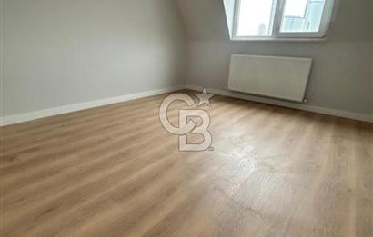 Kartal'da Sahile ve Ulaşıma Yakın 3+1 Çift Banyolu Dubleks Daire