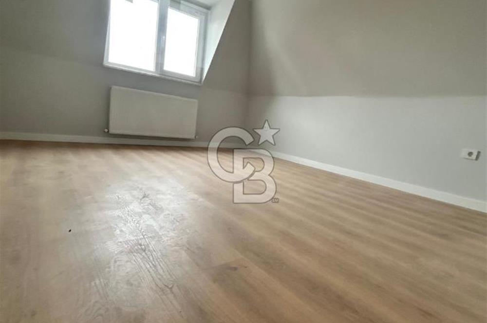 Kartal'da Sahile ve Ulaşıma Yakın 3+1 Çift Banyolu Dubleks Daire