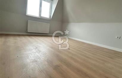 Kartal'da Sahile ve Ulaşıma Yakın 3+1 Çift Banyolu Dubleks Daire