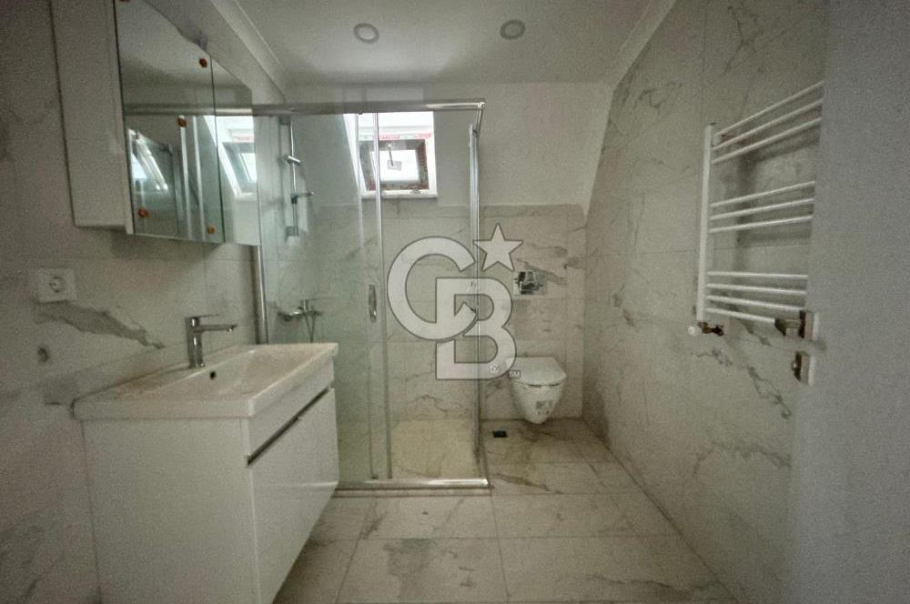 Kartal'da Sahile ve Ulaşıma Yakın 3+1 Çift Banyolu Dubleks Daire