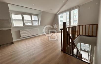 Kartal'da Sahile ve Ulaşıma Yakın 3+1 Çift Banyolu Dubleks Daire