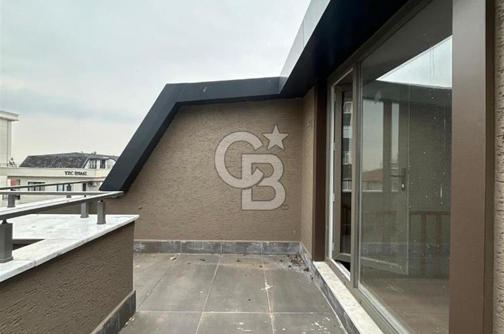 Kartal'da Sahile ve Ulaşıma Yakın 3+1 Çift Banyolu Dubleks Daire