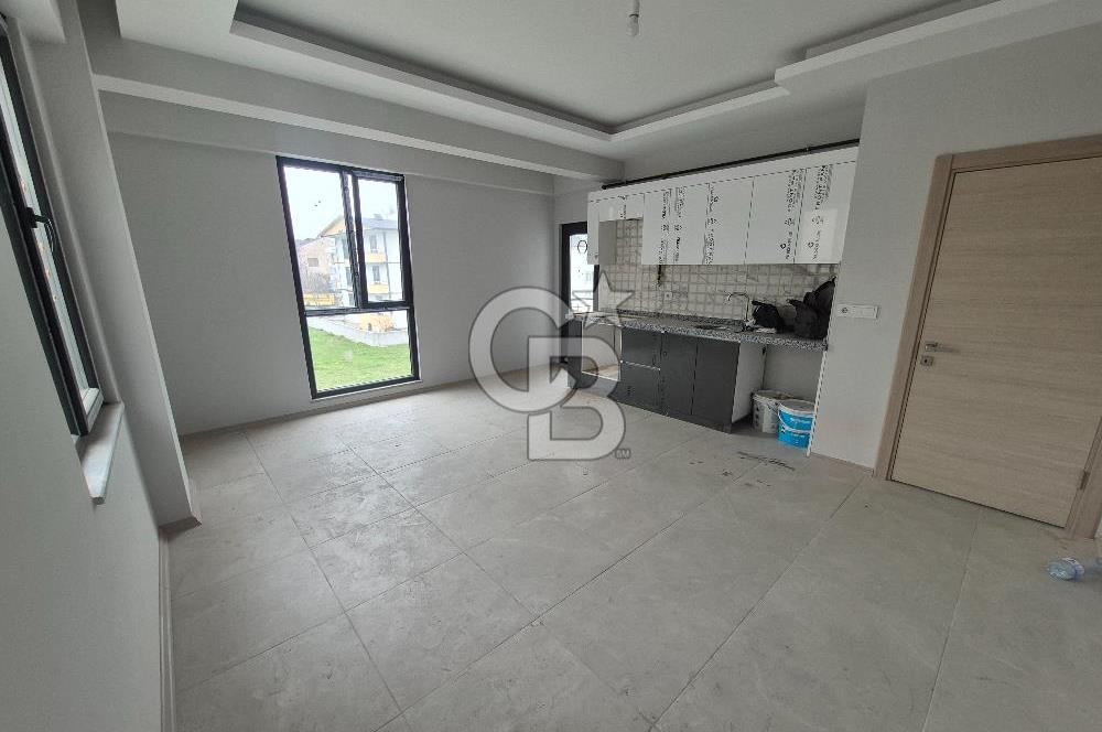 YAHYAKAPTAN'A KOMŞU, TRAMVAYA YAKIN, YÜKSEK KİRA GETİRİLİ ARAKAT