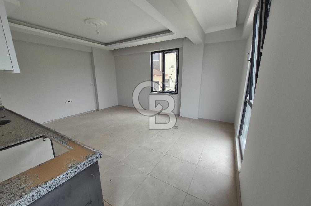 YAHYAKAPTAN'A KOMŞU, TRAMVAYA YAKIN, YÜKSEK KİRA GETİRİLİ ARAKAT