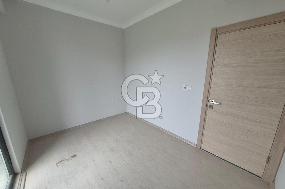 YAHYAKAPTAN'A KOMŞU, TRAMVAYA YAKIN, YÜKSEK KİRA GETİRİLİ ARAKAT