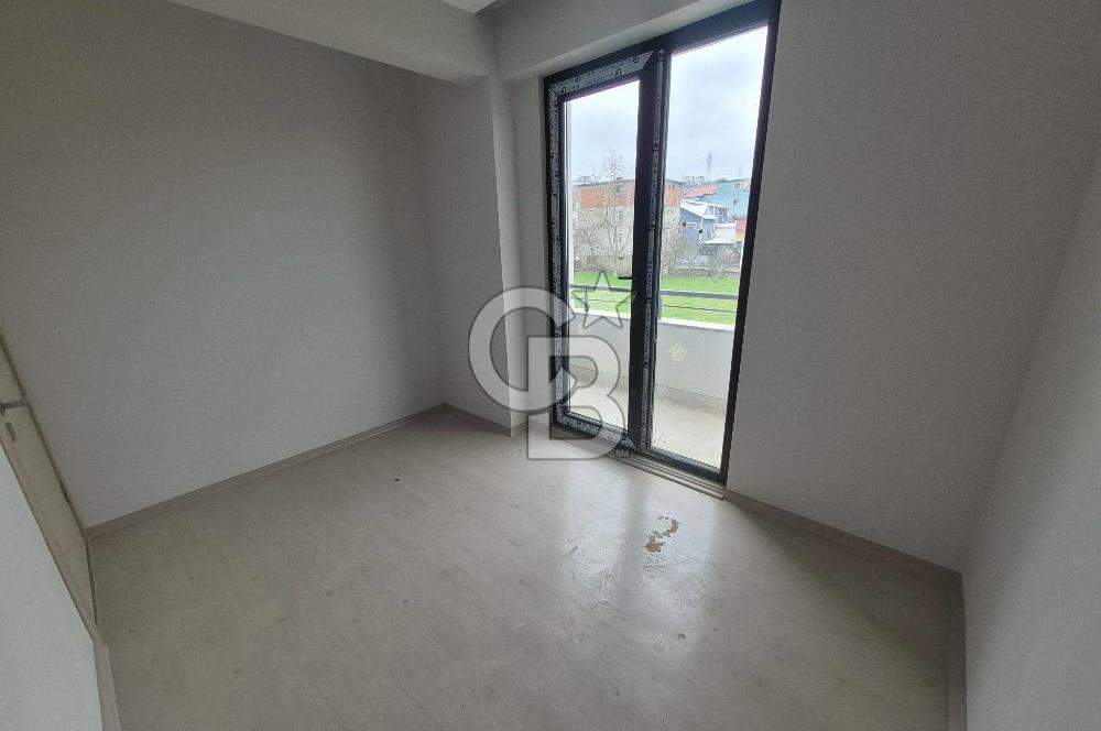 YAHYAKAPTAN'A KOMŞU, TRAMVAYA YAKIN, YÜKSEK KİRA GETİRİLİ ARAKAT