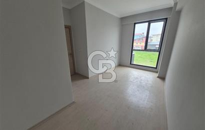 YAHYAKAPTAN'A KOMŞU, TRAMVAYA YAKIN, YÜKSEK KİRA GETİRİLİ ARAKAT