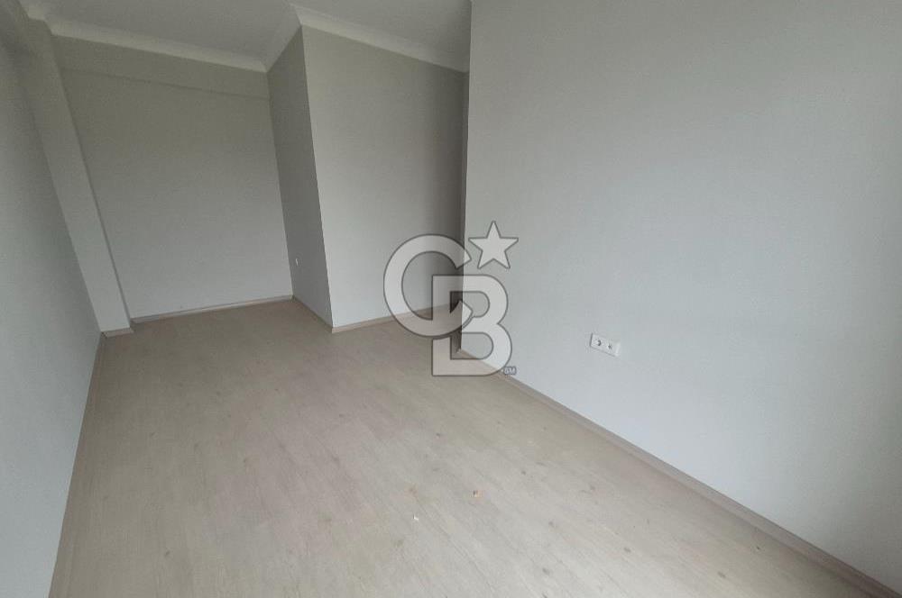 YAHYAKAPTAN'A KOMŞU, TRAMVAYA YAKIN, YÜKSEK KİRA GETİRİLİ ARAKAT