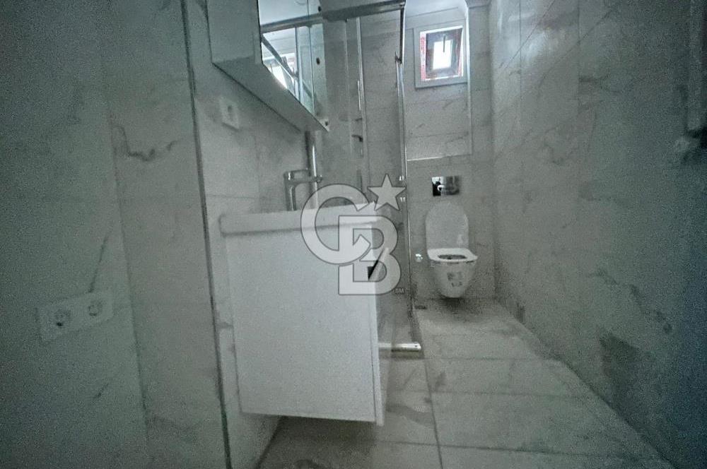 Kartal'da Sahile ve Ulaşıma Yakın 3+1 Çift Banyolu Dubleks Daire