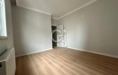 Kartal'da Sahile ve Ulaşıma Yakın 3+1 Çift Banyolu Dubleks Daire