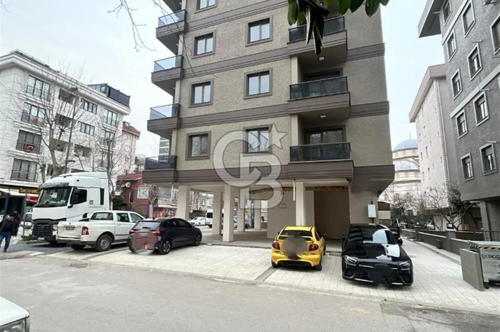 Kartal'da Sahile ve Ulaşıma Yakın 3+1 Çift Banyolu Dubleks Daire