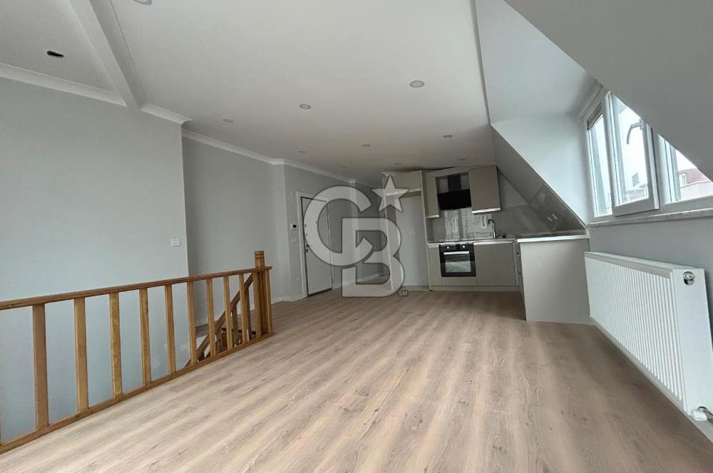 Kartal'da Sahile ve Ulaşıma Yakın 3+1 Çift Banyolu Dubleks Daire