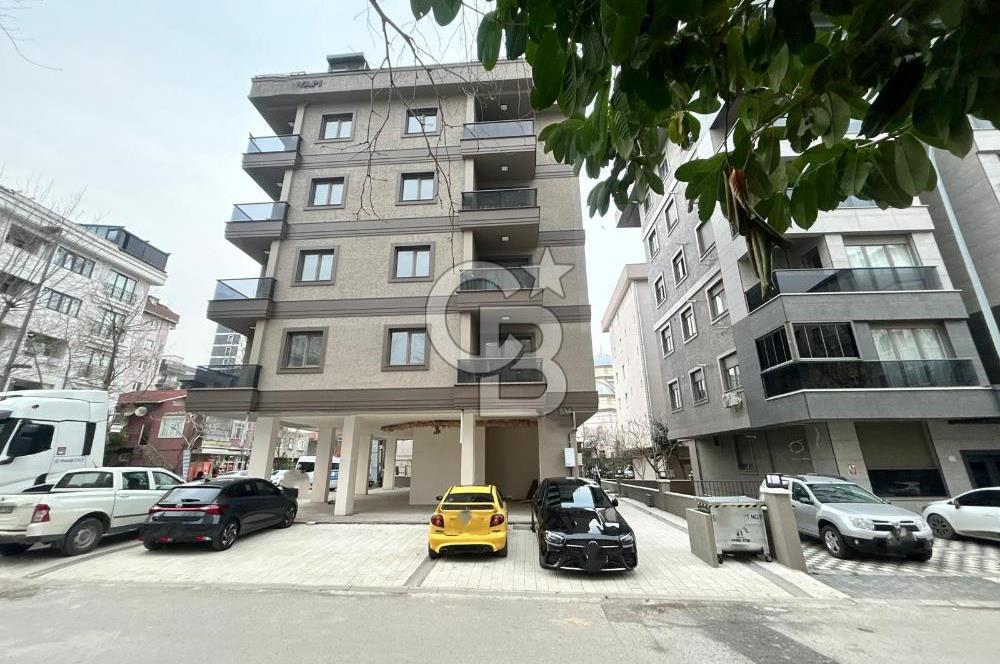 Kartal'da Sahile ve Ulaşıma Yakın 3+1 Çift Banyolu Dubleks Daire