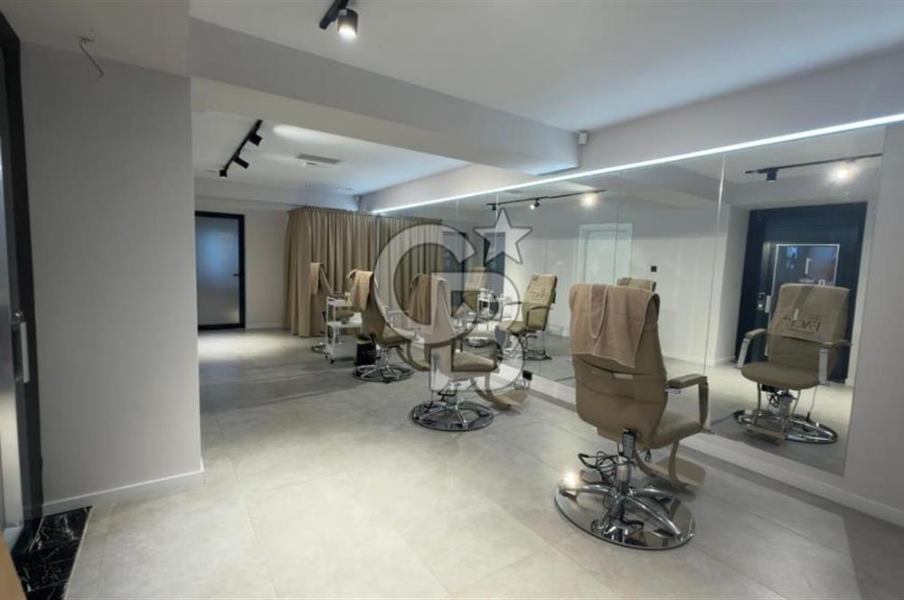 Alsancak Şehitler Caddesi Cepheli 3 Katlı  Satılık Komple Bina