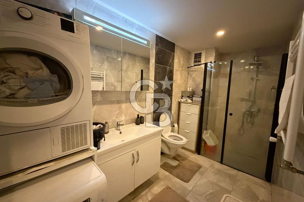 Altıntepe'de Merkezi Konumda Kapalı Otoparklı Satılık 3 + 1 Daire 