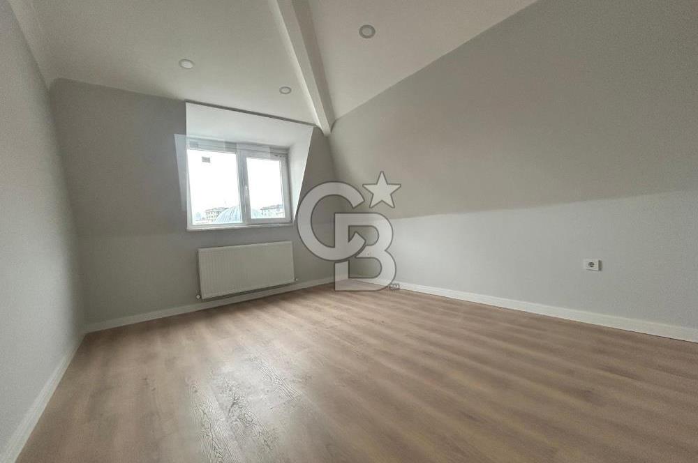 Kartal'da Sahile ve Ulaşıma Yakın 3+1 Çift Banyolu Dubleks Daire