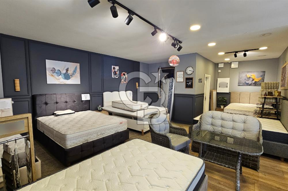 Karşıyaka Girne Bulvarı Üzerinde Devren Kiralık Dükkan