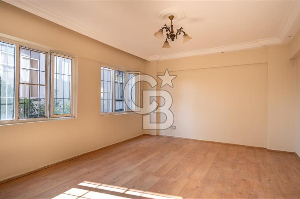 Marmaris Merkez Sarıana Mahallesinde 2+1 Kiralık Ferah Daire