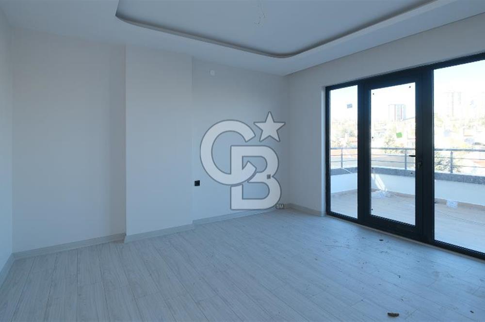 Etimesgut Yurtkent Villaları'nda Satılık 6+2 Lüks Villa