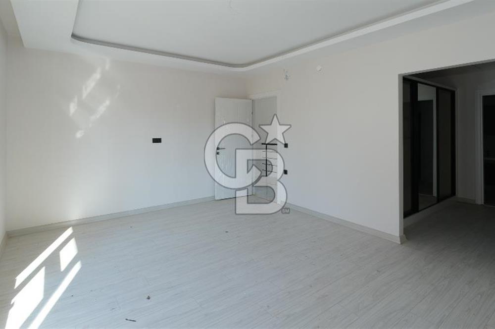 Etimesgut Yurtkent Villaları'nda Satılık 6+2 Lüks Villa