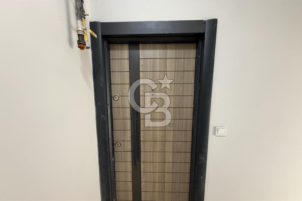 KREDİYE UYGUN; YAHYAKAPTAN'A KOMŞU, TRAMVAYA YAKIN, ÇATI DUBLEKS