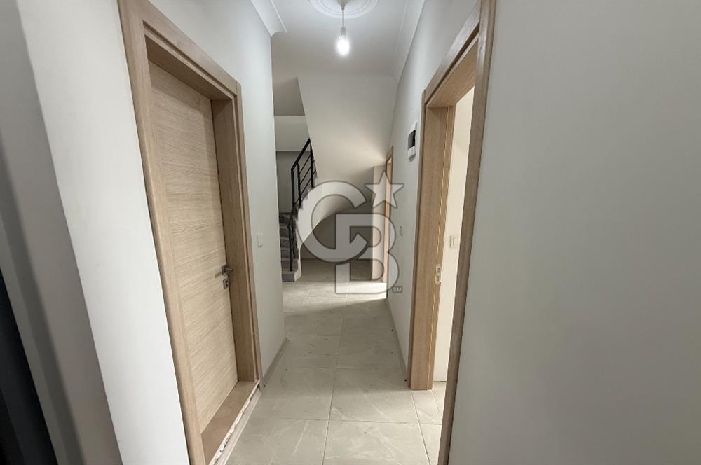 KREDİYE UYGUN; YAHYAKAPTAN'A KOMŞU, TRAMVAYA YAKIN, ÇATI DUBLEKS