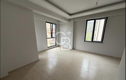 KREDİYE UYGUN; YAHYAKAPTAN'A KOMŞU, TRAMVAYA YAKIN, ÇATI DUBLEKS