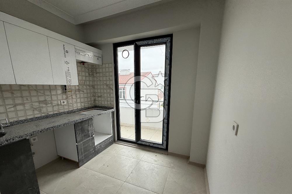 KREDİYE UYGUN; YAHYAKAPTAN'A KOMŞU, TRAMVAYA YAKIN, ÇATI DUBLEKS