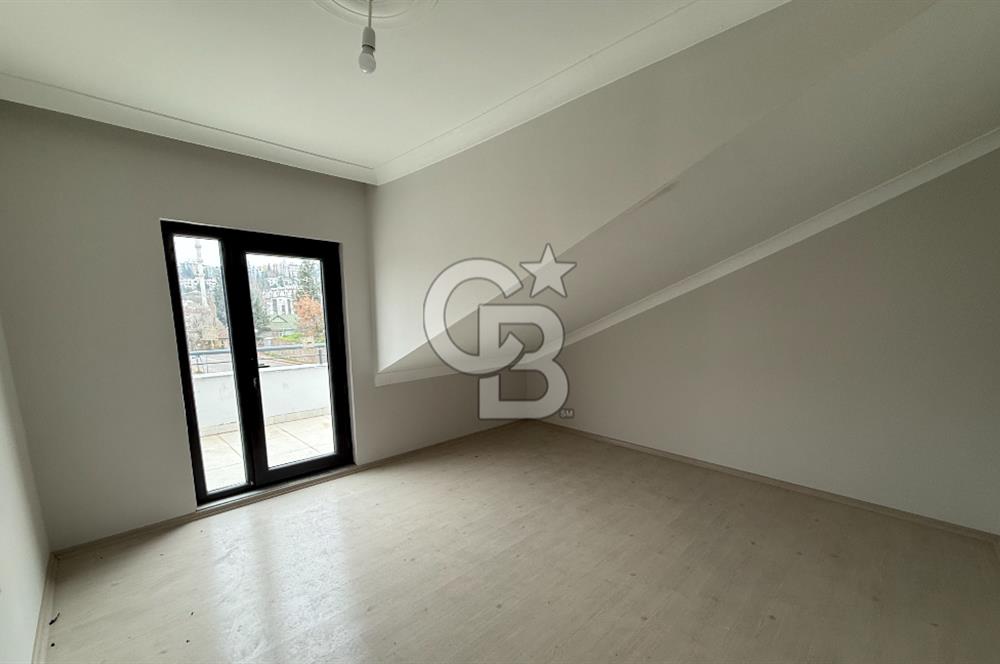 KREDİYE UYGUN; YAHYAKAPTAN'A KOMŞU, TRAMVAYA YAKIN, ÇATI DUBLEKS