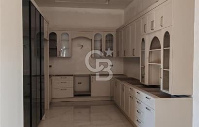 Urla Kuşçular 500 M2 Arsa İçinde Tek Katlı Satılık Lüks Villa