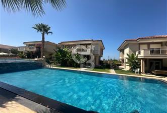 Çeşme Alaçatı `da Havuzlu Site İçerisinde 3+1 Kiralık Villa - 5 - 337713