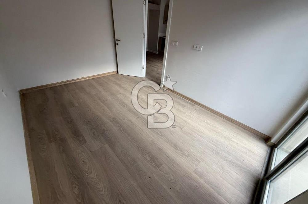 SUR YAPI SURCADDE 'DE CADDE MANZARALI KİRALIK 1+1 BALKONLU DAİRE