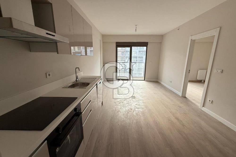 SUR YAPI SURCADDE 'DE CADDE MANZARALI KİRALIK 1+1 BALKONLU DAİRE