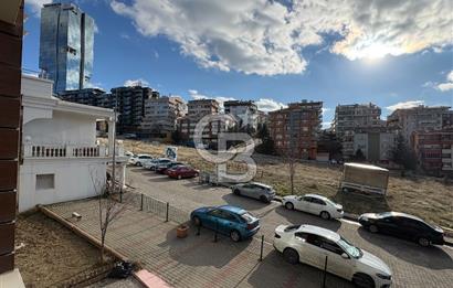ALEKSANDER DUBÇEK CADDESİ TERASLI SATILIK 2+1 DAİRE