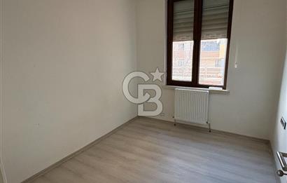 ALEKSANDER DUBÇEK CADDESİ TERASLI SATILIK 2+1 DAİRE
